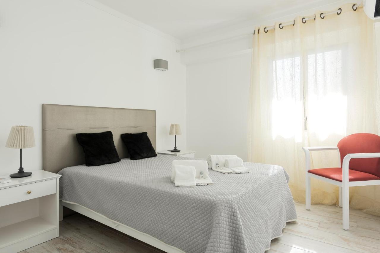 Chantal Apartment - Near The Beach - كوارتيرا المظهر الخارجي الصورة